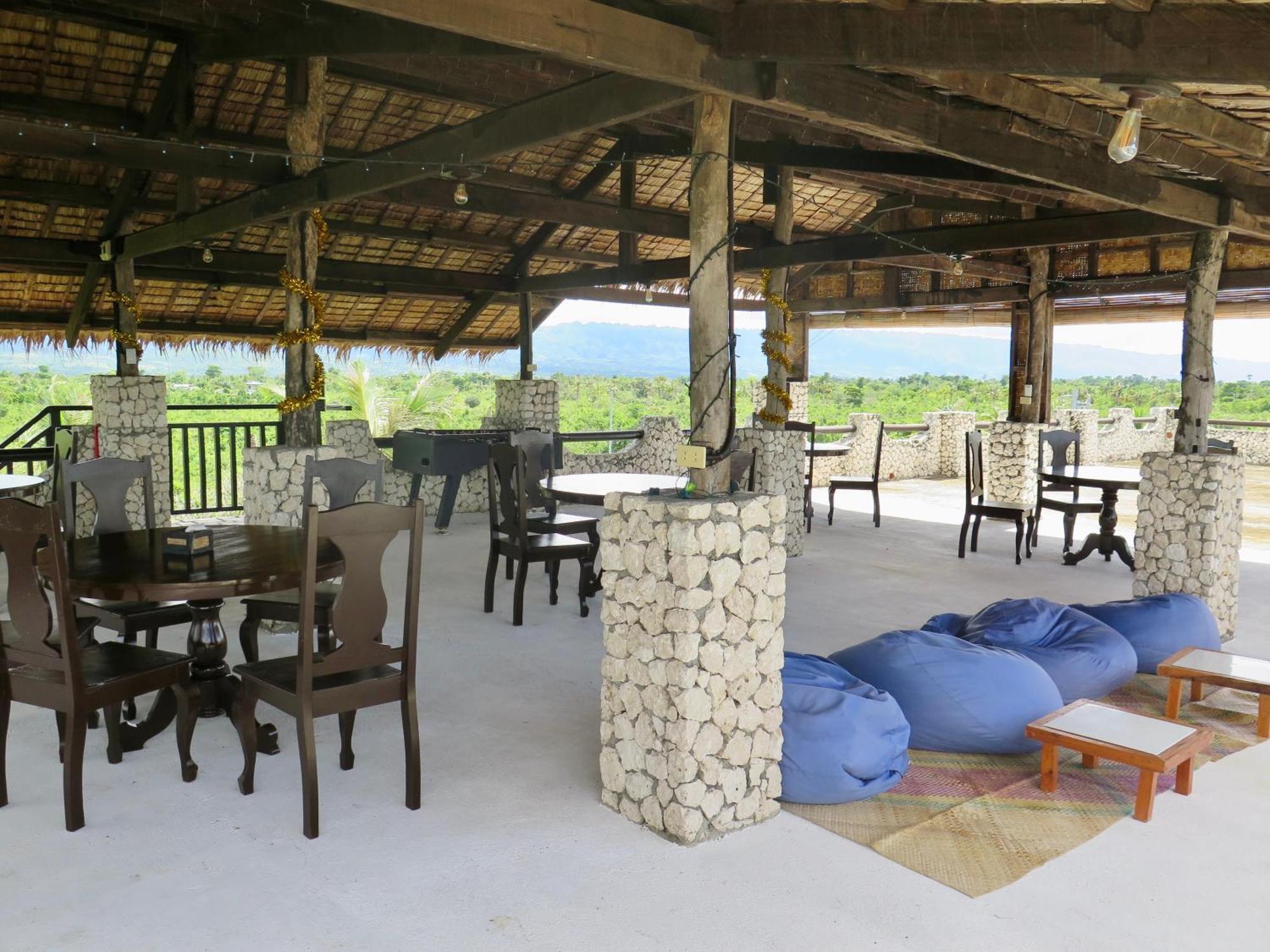 The Wild Orchid Resort - 몰볼 외부 사진