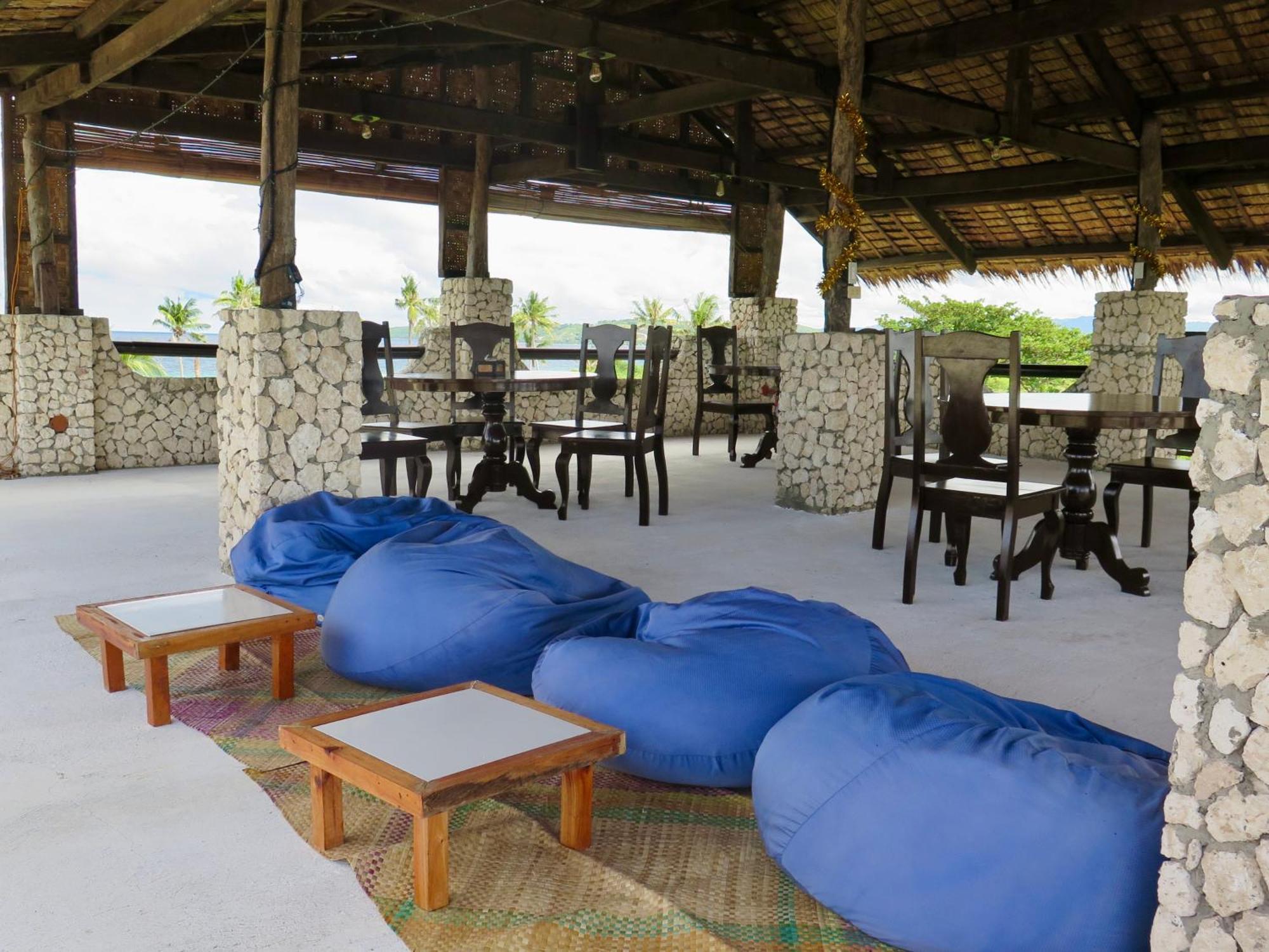 The Wild Orchid Resort - 몰볼 외부 사진